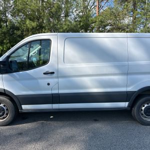 FORD TRANSIT 150 - 4