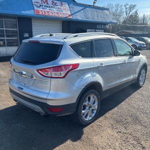 FORD ESCAPE TITANIUM - 8