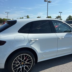 PORSCHE MACAN GTS - 9