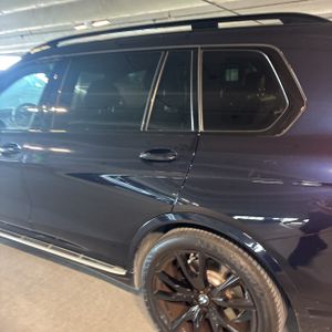 صورة 6 لـ 2023 BMW X7 XDRIVE40I