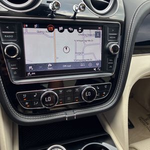 2017 Bentley BENTAYGA BASE — фото 38