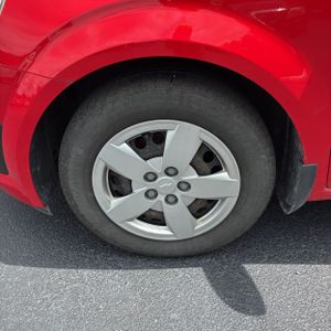 2015 Chevrolet SONIC LS AUTO — миниатюра 17