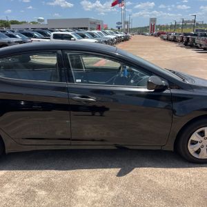 2016 Hyundai ELANTRA SE 缩略图 11