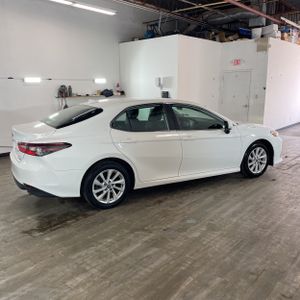 TOYOTA CAMRY - 10