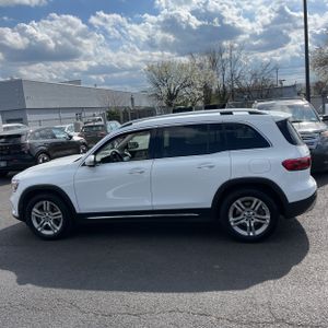 Mercedes-Benz GLB 250 4MATIC - 3