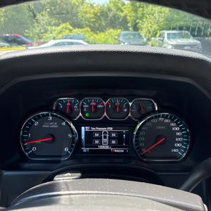 2016 Chevrolet SILVERADO 2500HD LT — миниатюра 40
