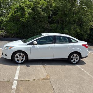 FORD FOCUS SE - 3