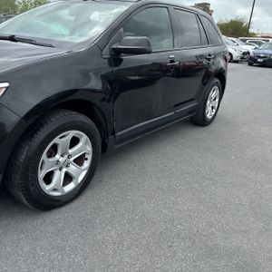 FORD EDGE SEL - 2