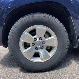 2006 Toyota 4RUNNER SR5 thumbnail 17