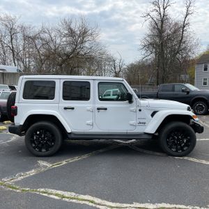 JEEP WRANGLER 4XE SAHARA 4X4 - 10