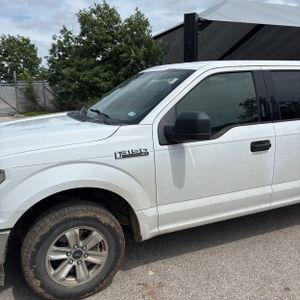 FORD F-150 XLT - 2