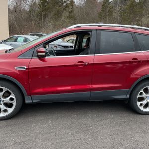 FORD ESCAPE TITANIUM - 4