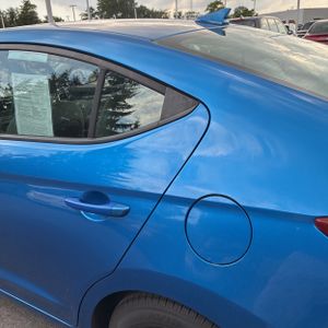 2017 Hyundai ELANTRA SE — фото 6