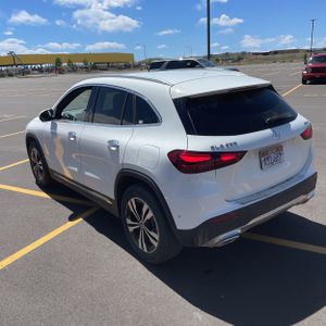 MERCEDES-BENZ GLA - 5