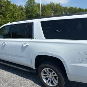 CHEVROLET SUBURBAN - 5