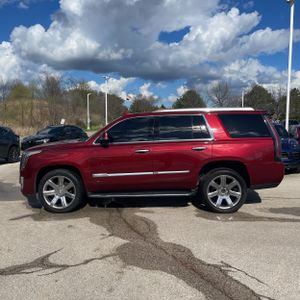 CADILLAC ESCALADE LUXURY - 3