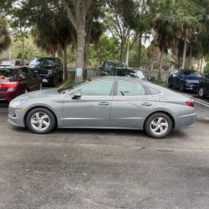 HYUNDAI SONATA SE - 3