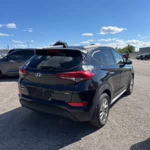 HYUNDAI TUCSON SEL PLUS - 8