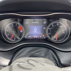 2019 JEEP CHEROKEE LIMITED 缩略图 39