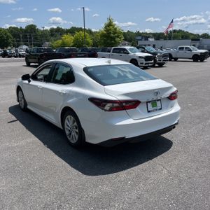 2024 Toyota CAMRY LE 照片 5