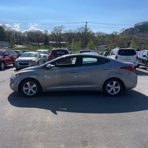 HYUNDAI ELANTRA VALUE EDITION - 3