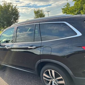 2017 Honda PILOT TOURING — фото 6