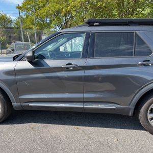 FORD EXPLORER XLT - 4