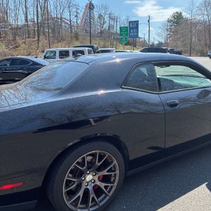 DODGE CHALLENGER SRT 392 - 9