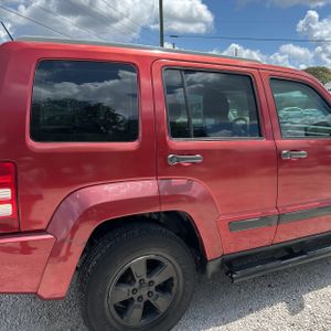 2012 JEEP LIBERTY SPORT 照片 9