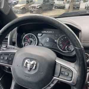 صورة مصغرة 58 لـ 2019 RAM 1500 LARAMIE