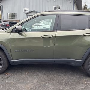 JEEP COMPASS 80TH ANNIVERSARY EDITION - 4
