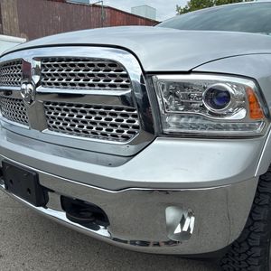 صورة مصغرة 49 لـ 2015 RAM 1500 LARAMIE