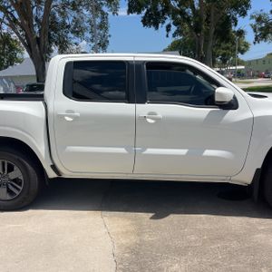 صورة مصغرة 11 لـ 2025 Nissan FRONTIER SV