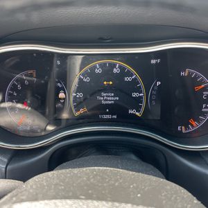 2015 JEEP GRAND CHEROKEE LIMITED — фото 37
