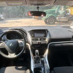 2019 Mitsubishi ECLIPSE CROSS ES thumbnail 36