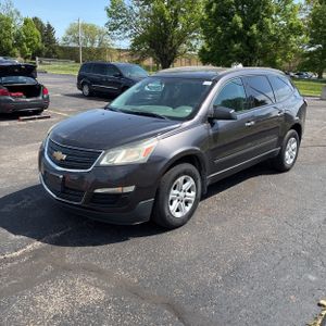 CHEVROLET TRAVERSE LS - 1