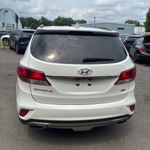 صورة 7 لـ 2017 Hyundai SANTA FE SE