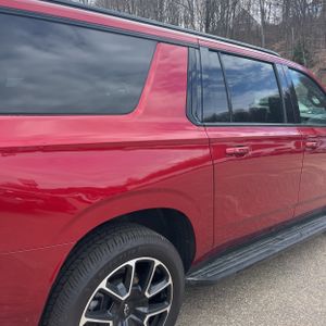 CHEVROLET SUBURBAN RST - 9