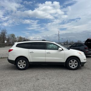 CHEVROLET TRAVERSE LT - 10