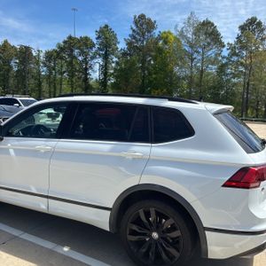 VOLKSWAGEN TIGUAN SE R-LINE BLACK - 6