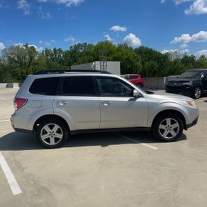 SUBARU FORESTER 2.5X LIMITED - 10