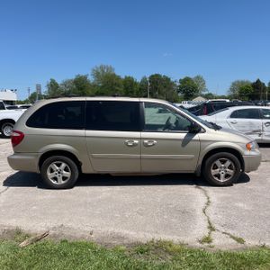 DODGE GRAND CARAVAN SXT - 10