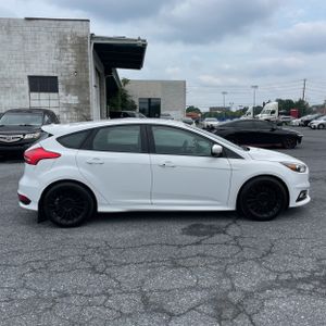 2016 FORD FOCUS ST 照片 10