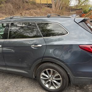 HYUNDAI SANTA FE SE - 6