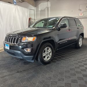 2015 JEEP GRAND CHEROKEE LAREDO — фото 1