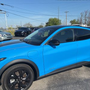 FORD MUSTANG MACH-E SELECT - 2