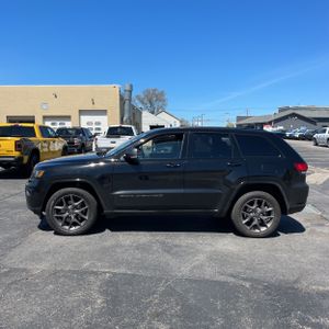 JEEP GRAND CHEROKEE - 3