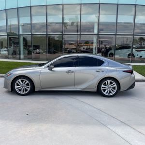 LEXUS IS 300 BASE - 3