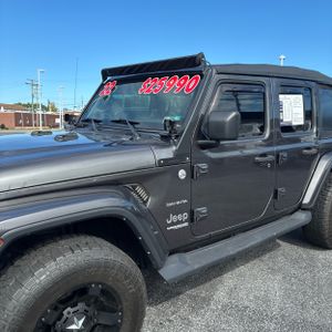 صورة 2 لـ 2022 JEEP WRANGLER UNLIMITED SAHARA