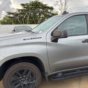 2023 Chevrolet SILVERADO 1500 CUSTOM 照片 2